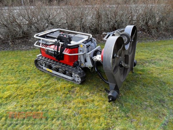 Timan RC 1000 Mähraupe Neu Aktion Böschungsmähgerät 7