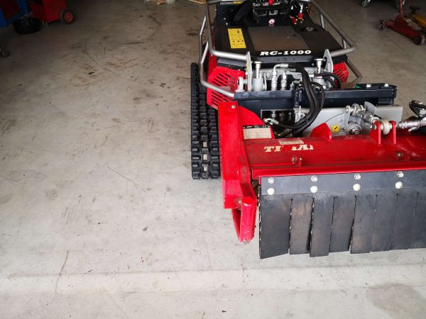 Timan RC 1000 Mähraupe Neu Aktion Böschungsmähgerät 41